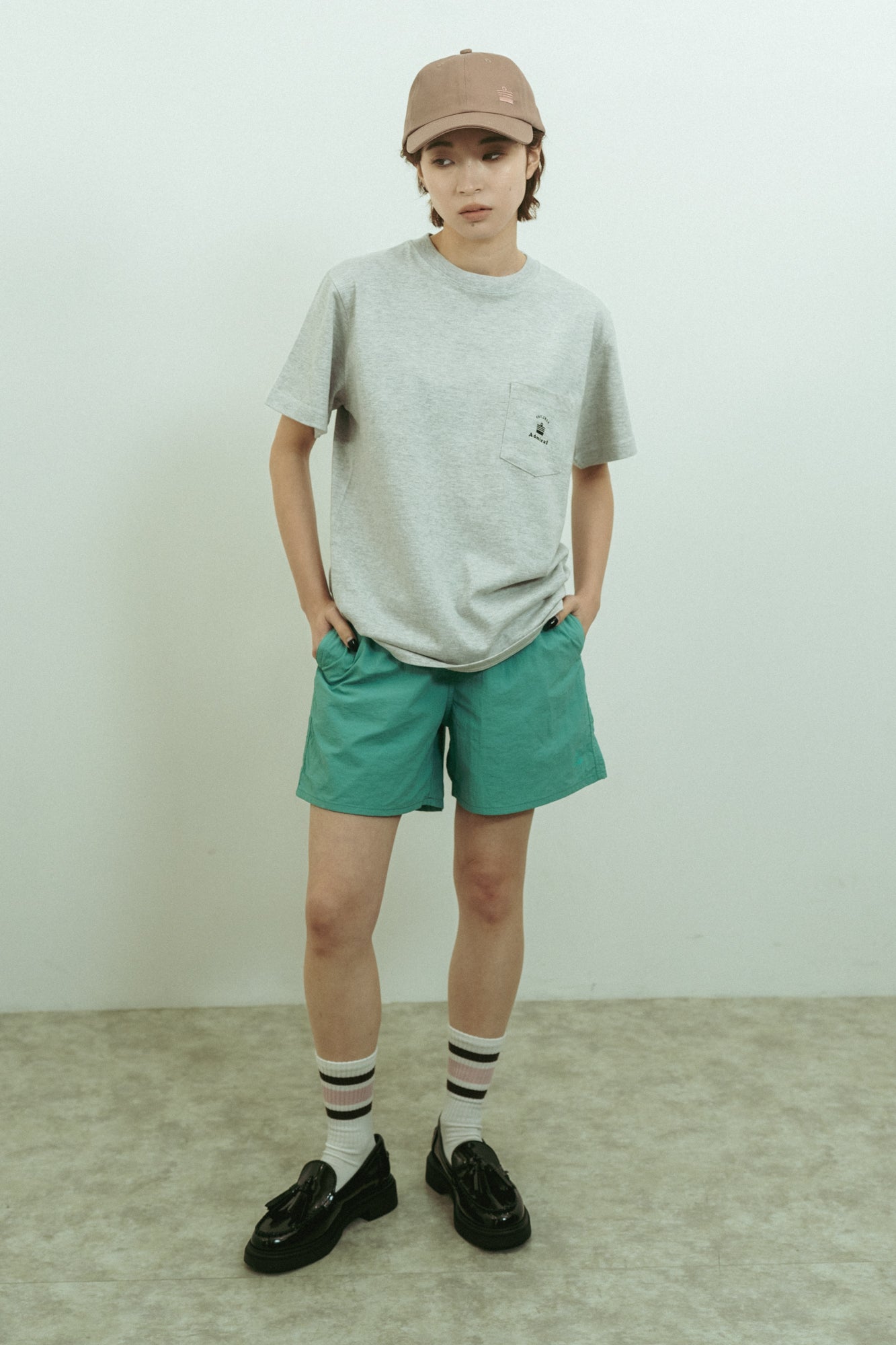 UNISEX　バーサタイルナイロンショーツ　ANUN605